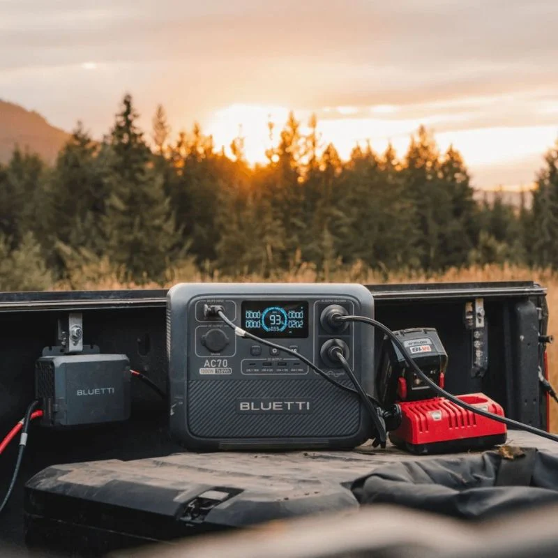 BLUETTI Charger 1 560W Alternator Charger With DC Cables - Image 6