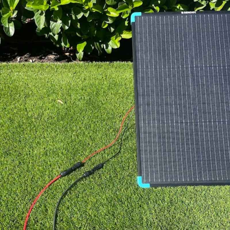 Renogy 220W Portable Solar Panel - Image 11